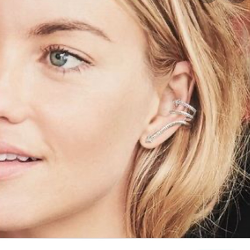 Stella & Dot Pave arrow ear cuffs